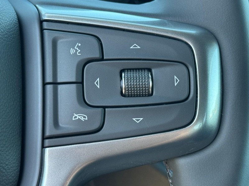 Chevrolet Silverado 1500 Vehicle Image 11