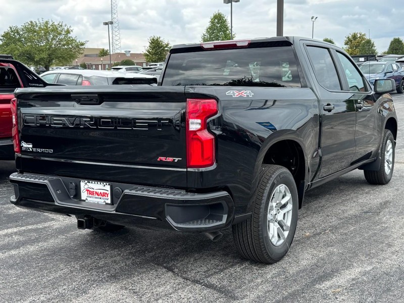 Chevrolet Silverado 1500 Vehicle Image 03