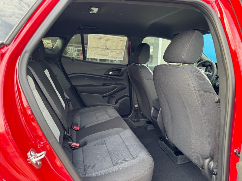 Chevrolet Trax Vehicle Image 05