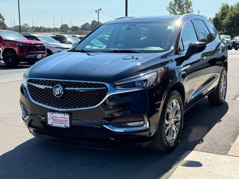 Buick Enclave Vehicle Full-screen Gallery Image 08