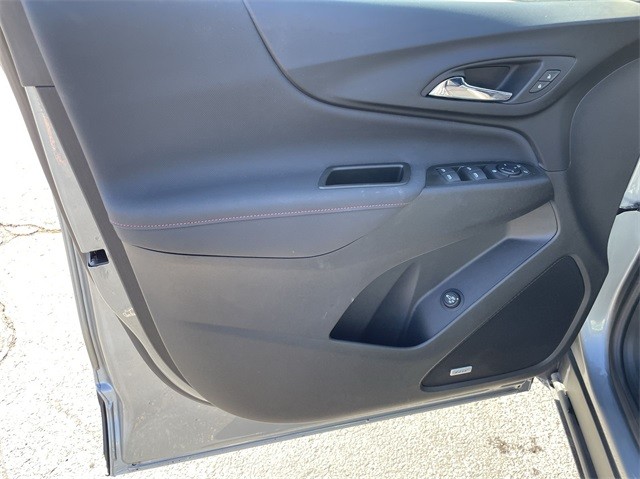 2023 Chevrolet Equinox RS photo
