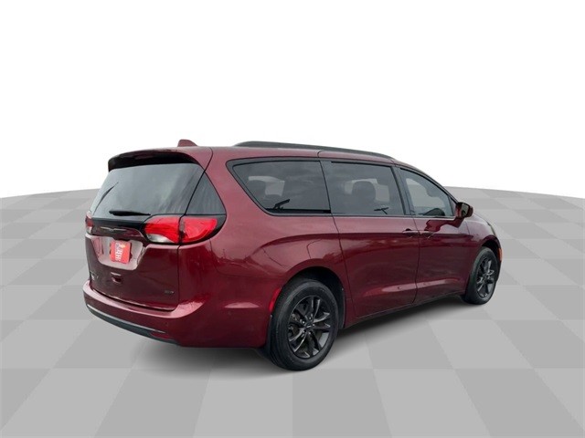 2020 Chrysler Pacifica Launch Edition photo