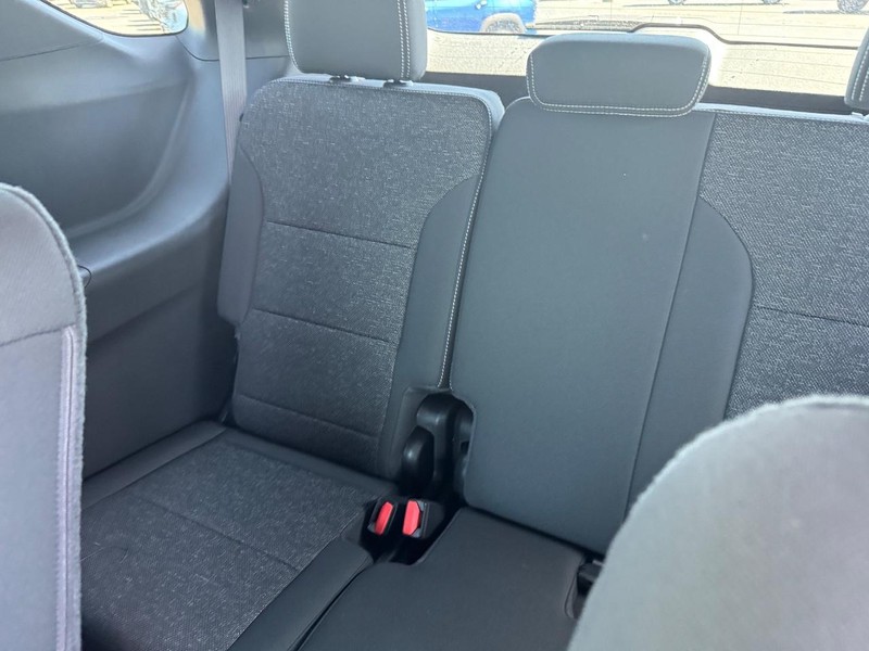 Chevrolet Traverse Vehicle Full-screen Gallery Image 6