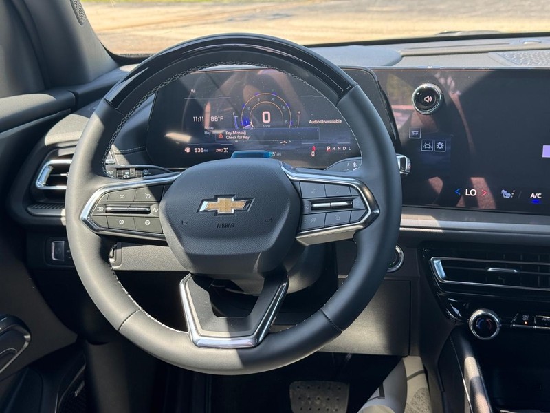 Chevrolet Traverse Vehicle Full-screen Gallery Image 9