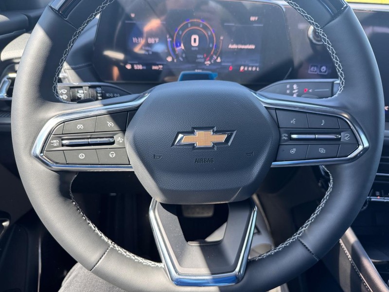 Chevrolet Traverse Vehicle Full-screen Gallery Image 14