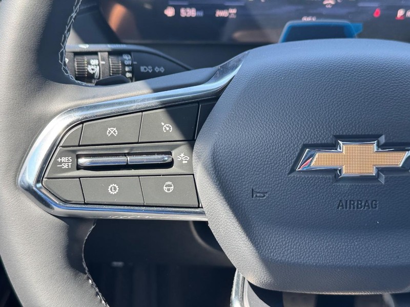 Chevrolet Traverse Vehicle Full-screen Gallery Image 15