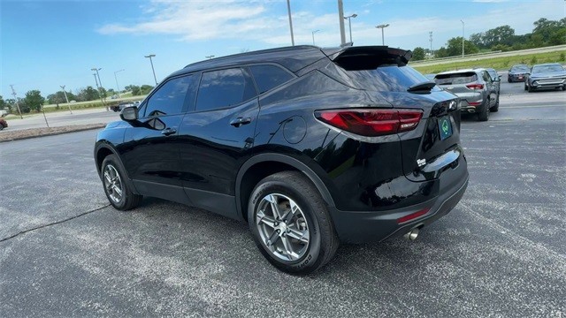 Chevrolet Blazer Vehicle Full-screen Gallery Image 6