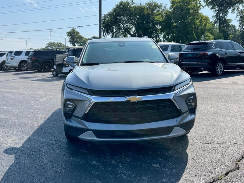 Chevrolet Blazer Vehicle Full-screen Gallery Image 8