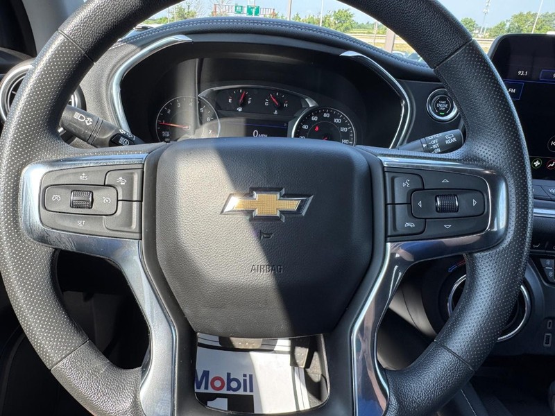 Chevrolet Blazer Vehicle Full-screen Gallery Image 17