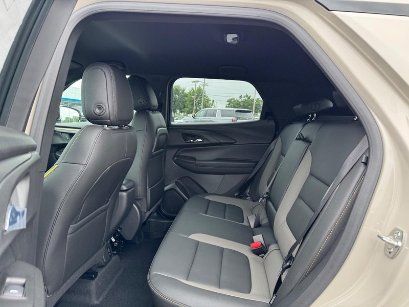 Chevrolet TrailBlazer Vehicle Full-screen Gallery Image 5