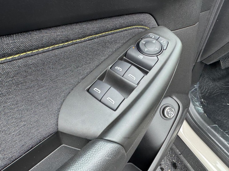 Chevrolet TrailBlazer Vehicle Full-screen Gallery Image 11