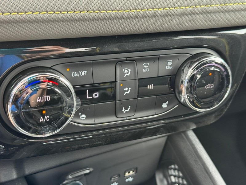 Chevrolet TrailBlazer Vehicle Full-screen Gallery Image 15