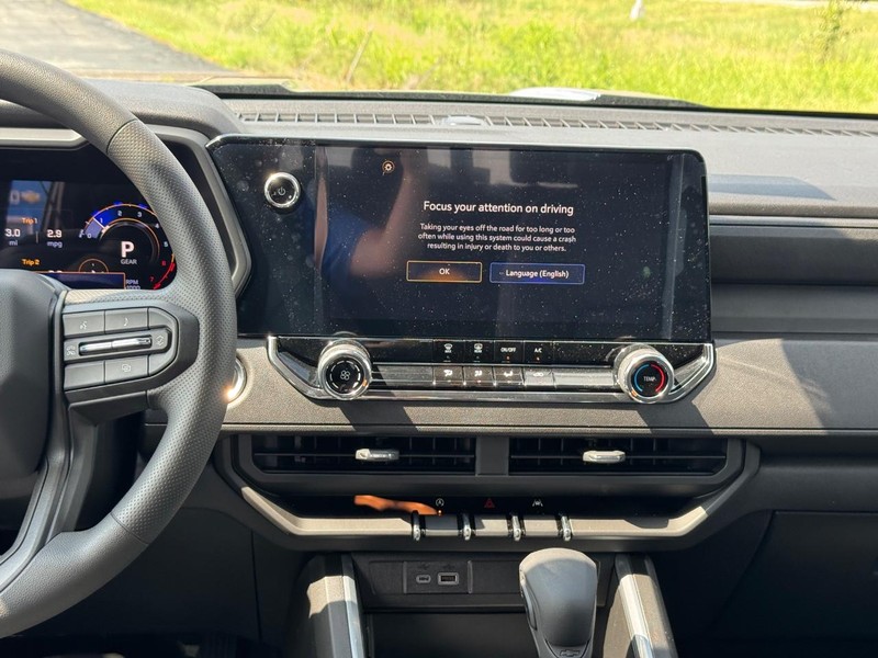 Chevrolet Colorado Vehicle Full-screen Gallery Image 8