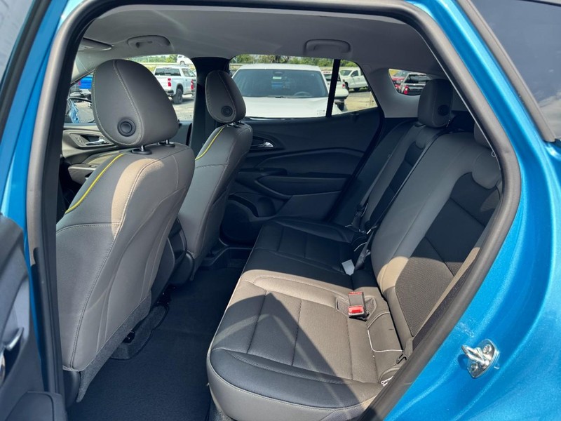 Chevrolet Trax Vehicle Full-screen Gallery Image 5