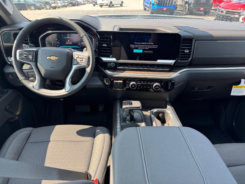 Chevrolet Silverado 1500 Vehicle Full-screen Gallery Image 6