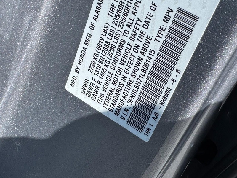 Honda Odyssey Vehicle Full-screen Gallery Image 26