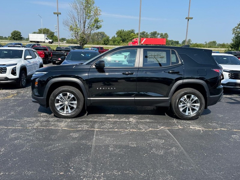 Chevrolet Equinox Vehicle Full-screen Gallery Image 2