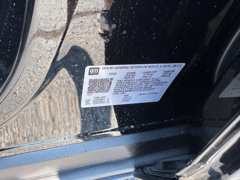 Chevrolet Equinox Vehicle Full-screen Gallery Image 17