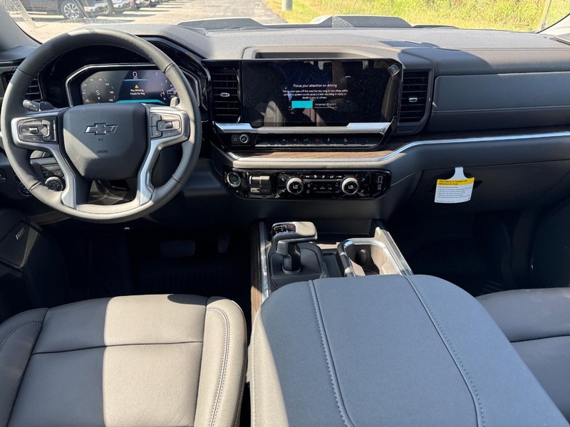 Chevrolet Silverado 1500 Vehicle Full-screen Gallery Image 7