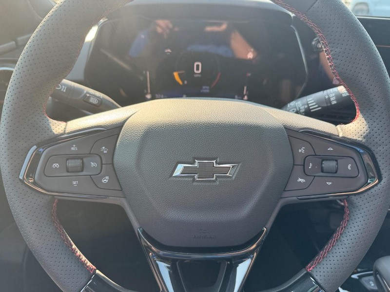 Chevrolet Trax Vehicle Full-screen Gallery Image 13