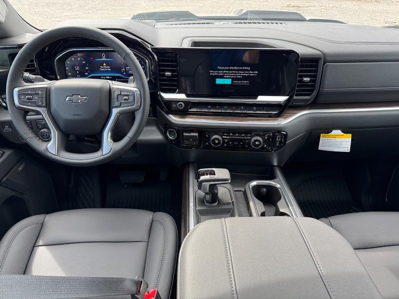 Chevrolet Silverado 1500 Vehicle Full-screen Gallery Image 7