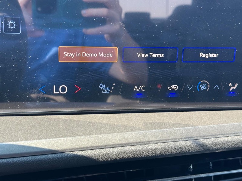 Chevrolet Traverse Vehicle Full-screen Gallery Image 17