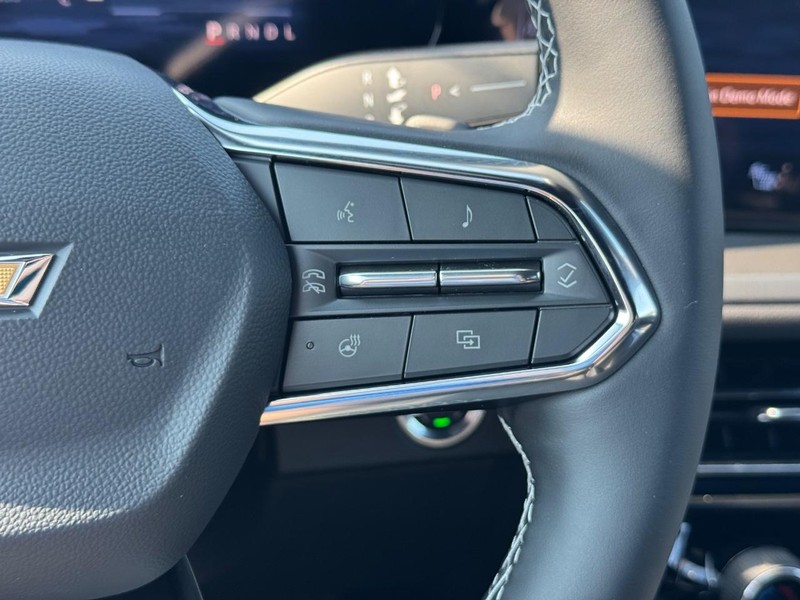 Chevrolet Traverse Vehicle Full-screen Gallery Image 16