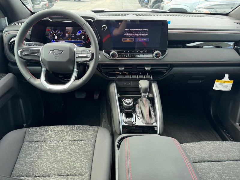 Chevrolet Colorado Vehicle Full-screen Gallery Image 6