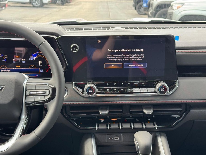 Chevrolet Colorado Vehicle Full-screen Gallery Image 8