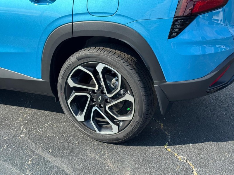 Chevrolet Trax Vehicle Full-screen Gallery Image 4