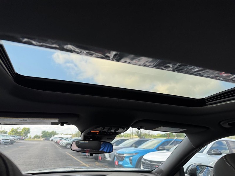 Chevrolet Trax Vehicle Full-screen Gallery Image 6