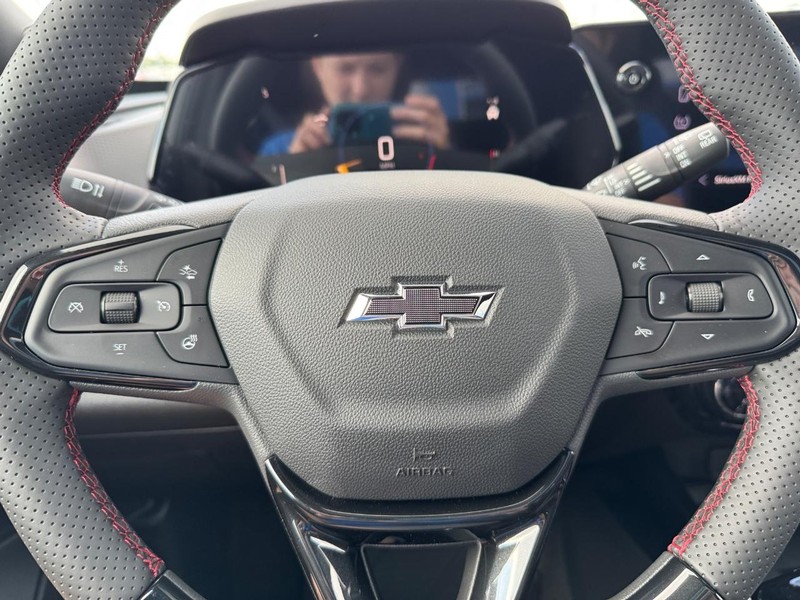 Chevrolet Trax Vehicle Full-screen Gallery Image 13