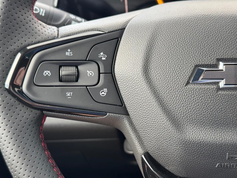 Chevrolet Trax Vehicle Full-screen Gallery Image 14