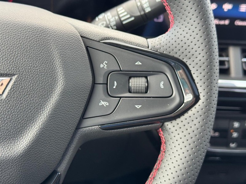 Chevrolet Trax Vehicle Full-screen Gallery Image 15