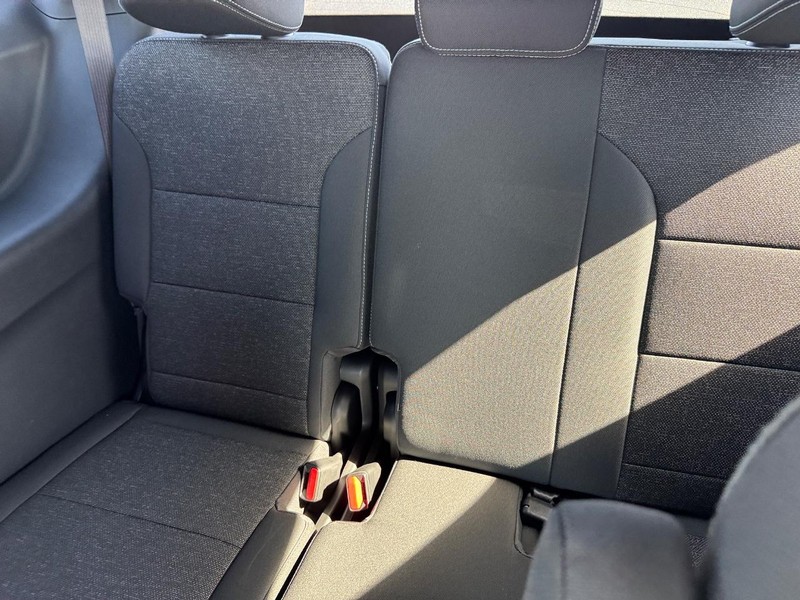 Chevrolet Traverse Vehicle Full-screen Gallery Image 6