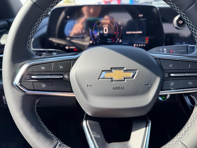 Chevrolet Traverse Vehicle Full-screen Gallery Image 11