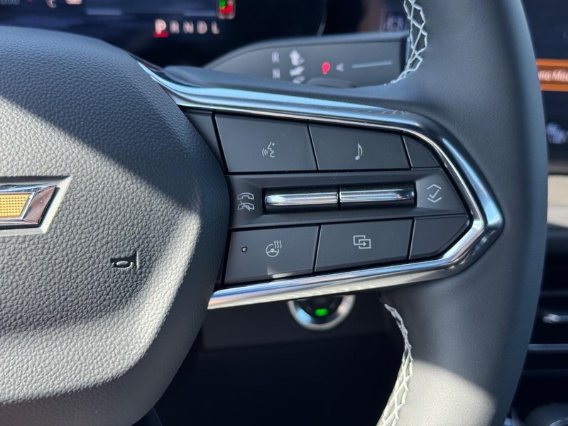 Chevrolet Traverse Vehicle Full-screen Gallery Image 13