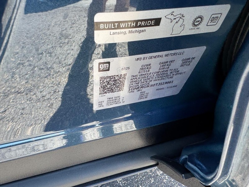 Chevrolet Traverse Vehicle Full-screen Gallery Image 16