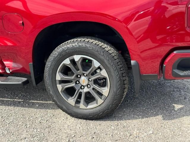 Chevrolet Silverado 1500 Vehicle Full-screen Gallery Image 4