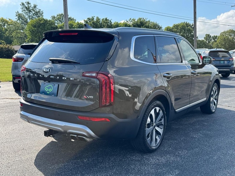 Kia Telluride Vehicle Full-screen Gallery Image 5
