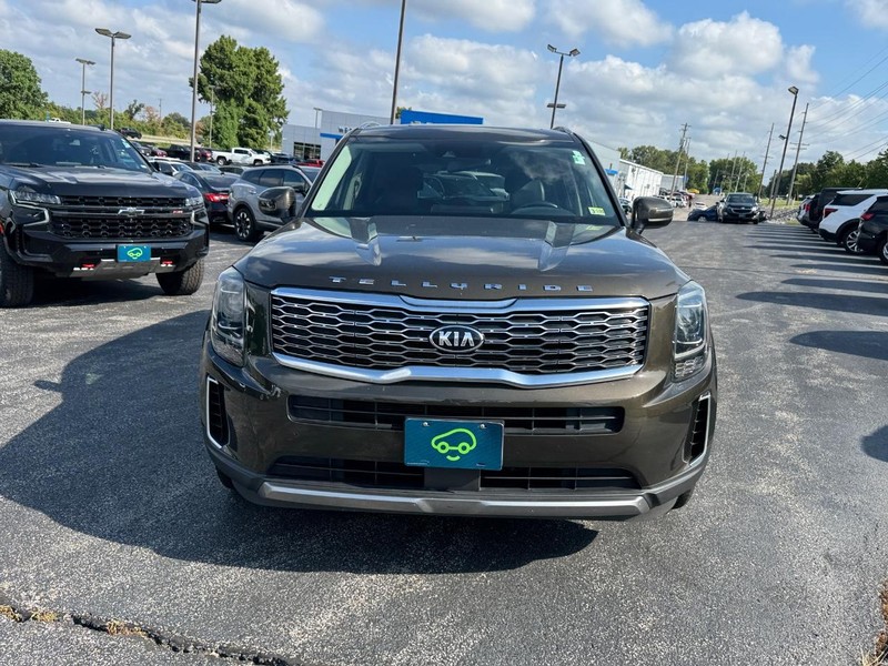 Kia Telluride Vehicle Full-screen Gallery Image 8