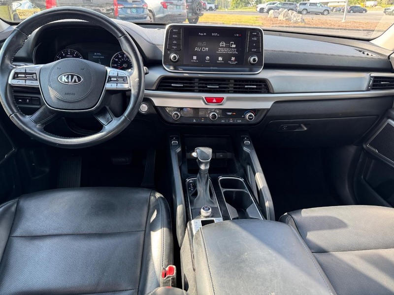 Kia Telluride Vehicle Full-screen Gallery Image 12