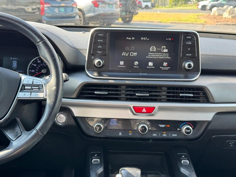 Kia Telluride Vehicle Full-screen Gallery Image 14