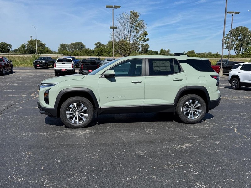 Chevrolet Equinox Vehicle Full-screen Gallery Image 2