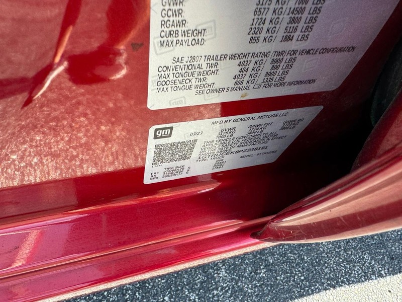 GMC Sierra 1500 Vehicle Full-screen Gallery Image 23