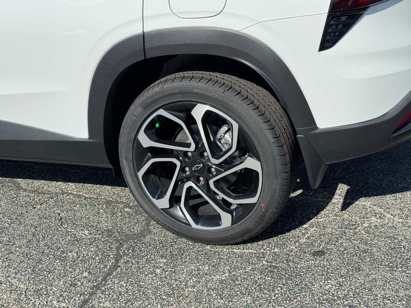 Chevrolet Trax Vehicle Full-screen Gallery Image 4