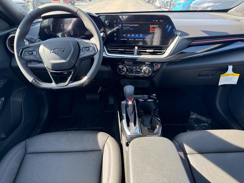 Chevrolet Trax Vehicle Full-screen Gallery Image 7