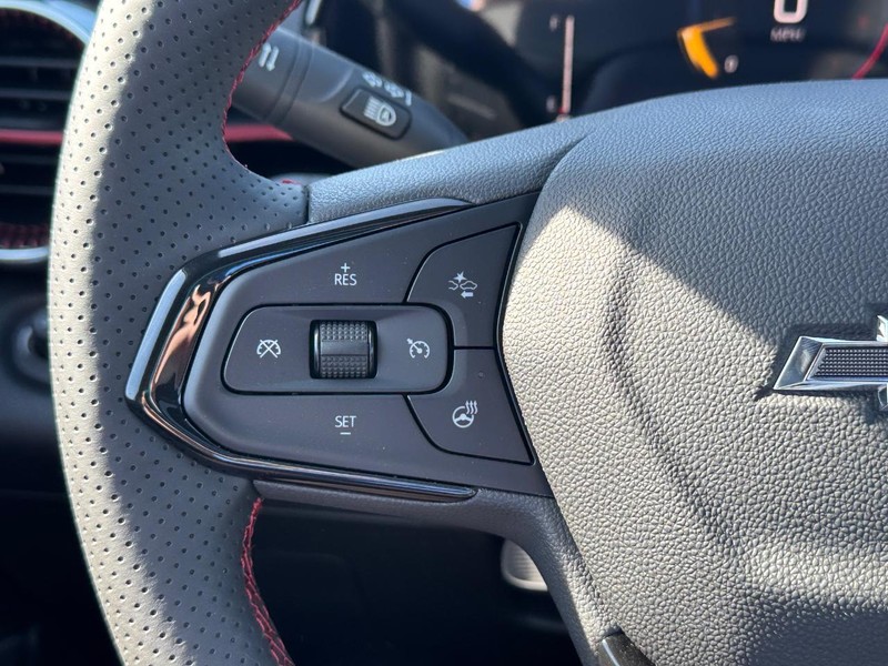 Chevrolet Trax Vehicle Full-screen Gallery Image 13