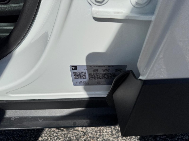 Chevrolet Trax Vehicle Full-screen Gallery Image 17