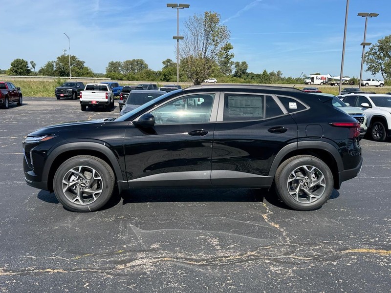 Chevrolet Trax Vehicle Full-screen Gallery Image 2